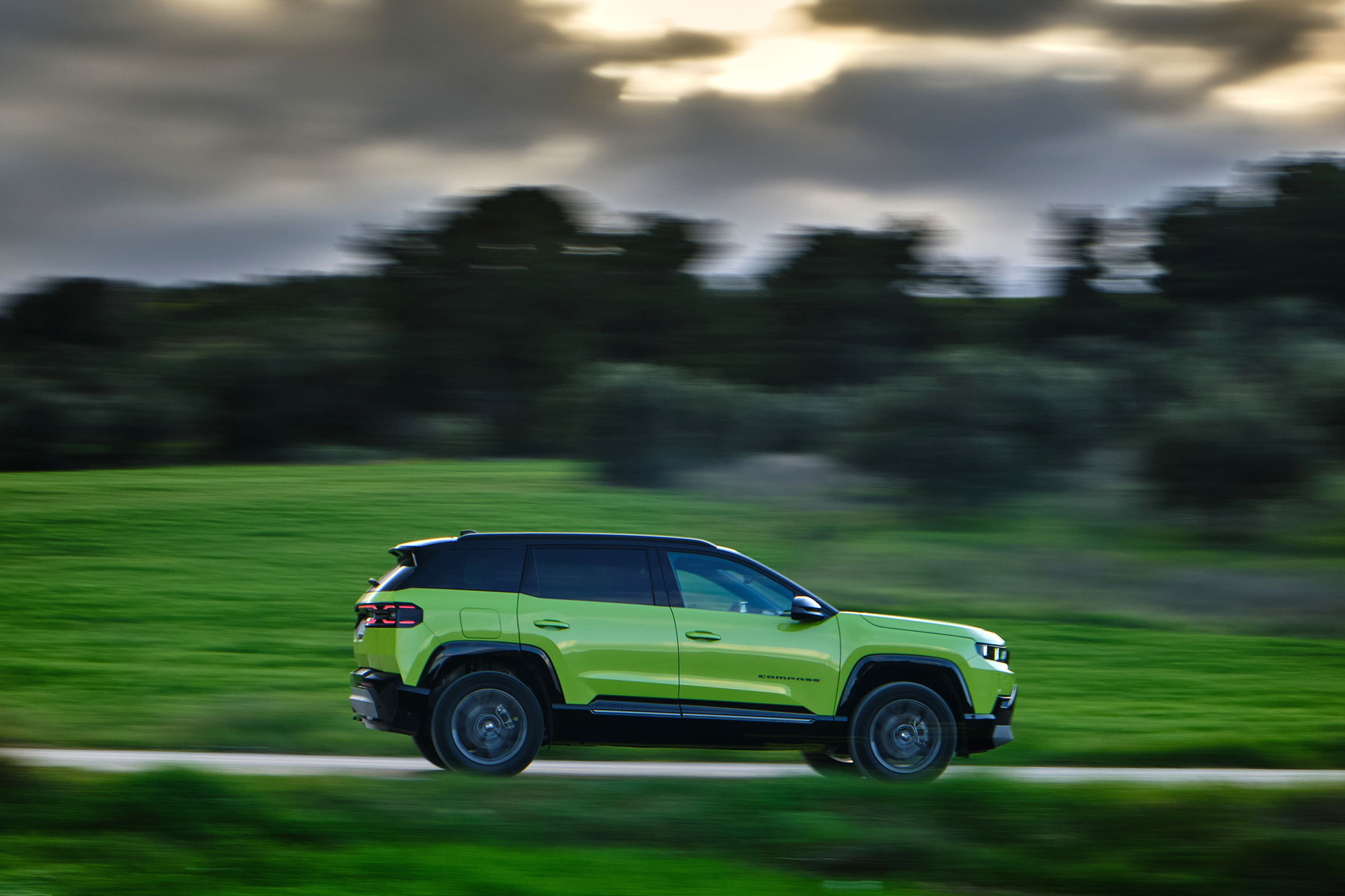 Οδηγούμε στην Ελλάδα το νέο Jeep Compass (+Τιμές)