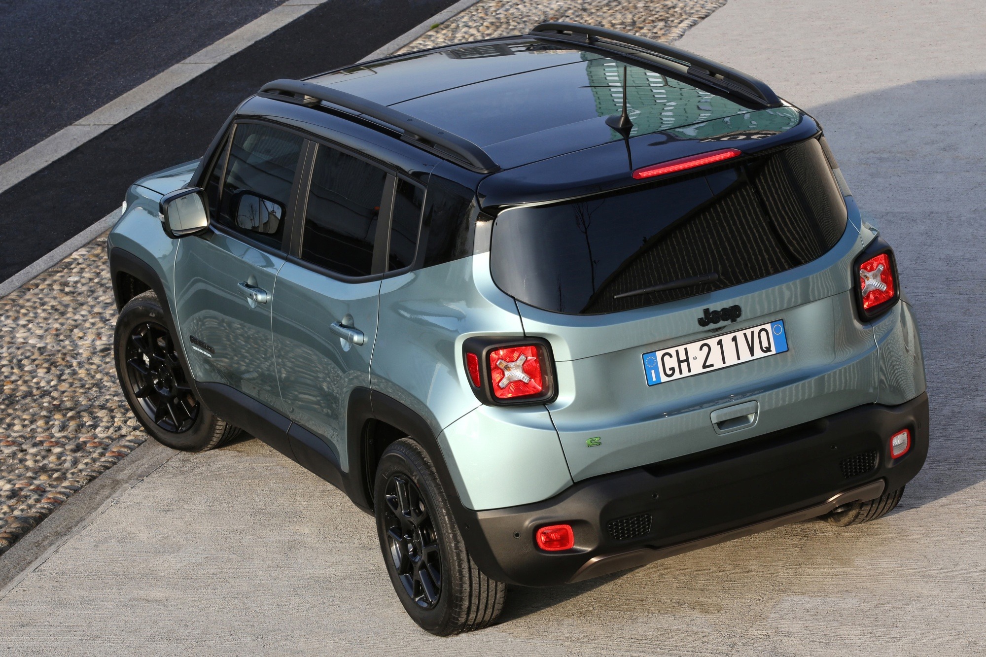 Μειωμένες τιμές για το ετοιμοπαράδοτο Jeep Renegade