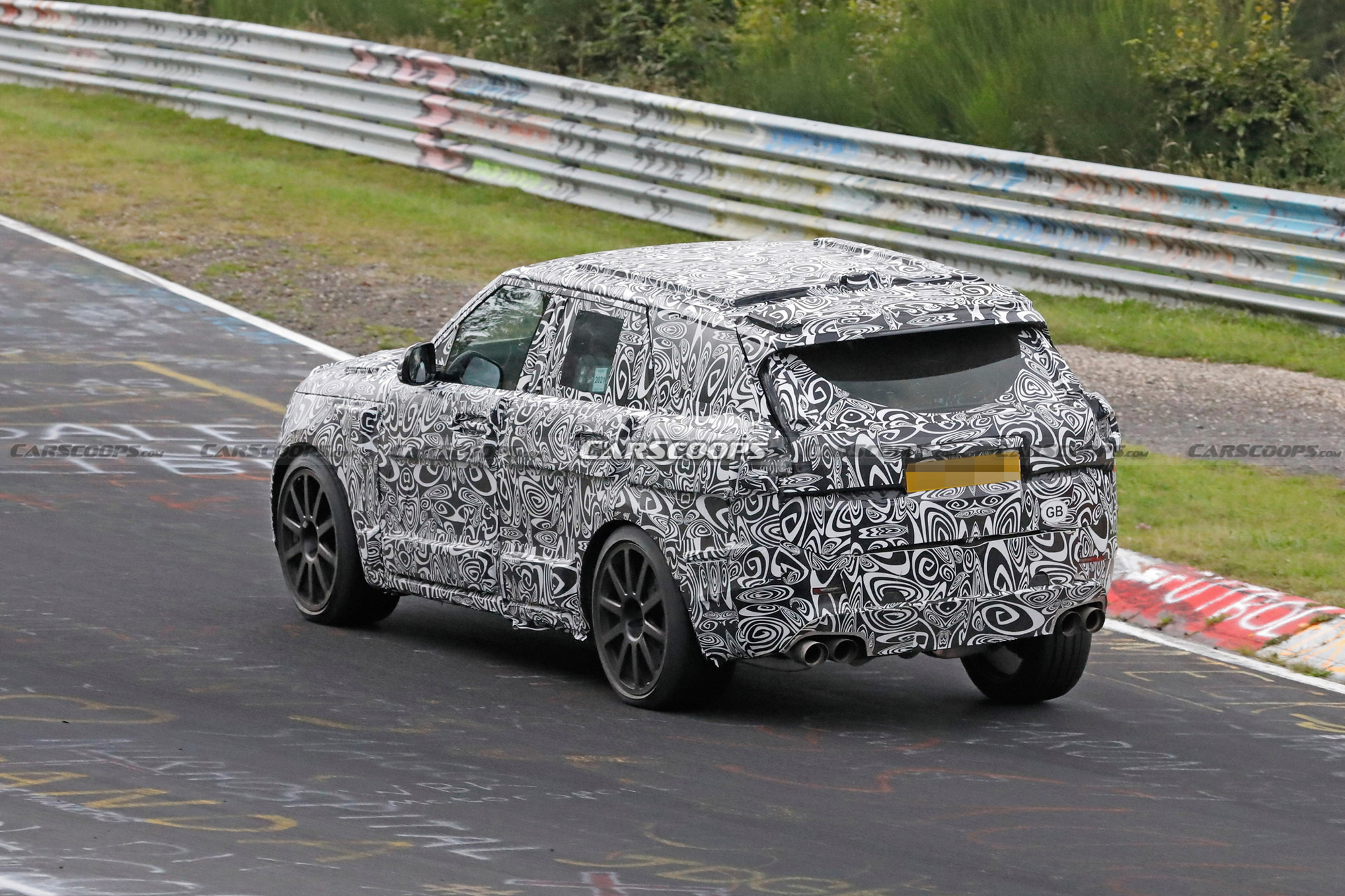 Spyshots: Range Rover Sport SVR 