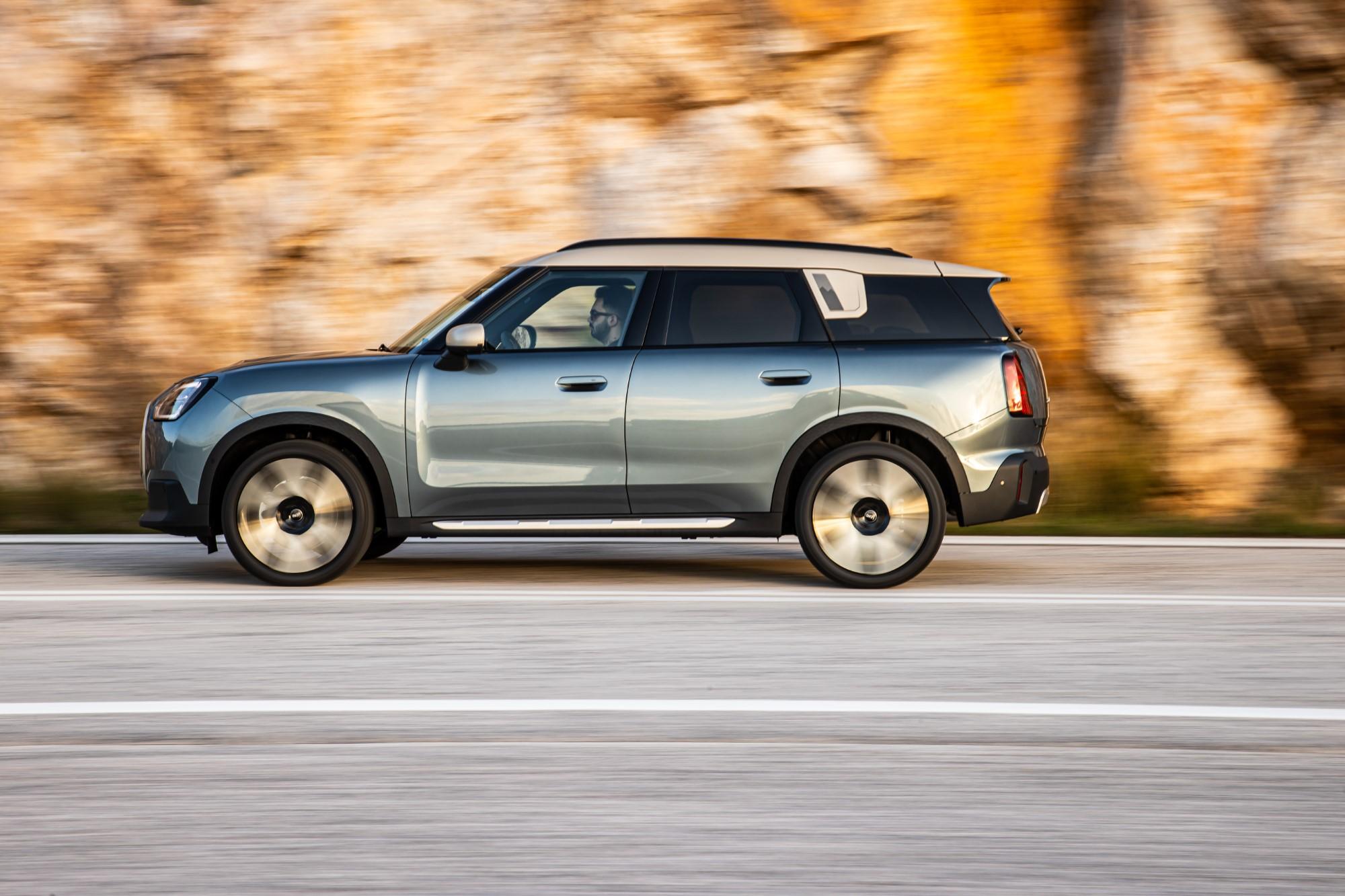 MINI Countryman Black Friday Edition στη Σπανός ΑΕ. 