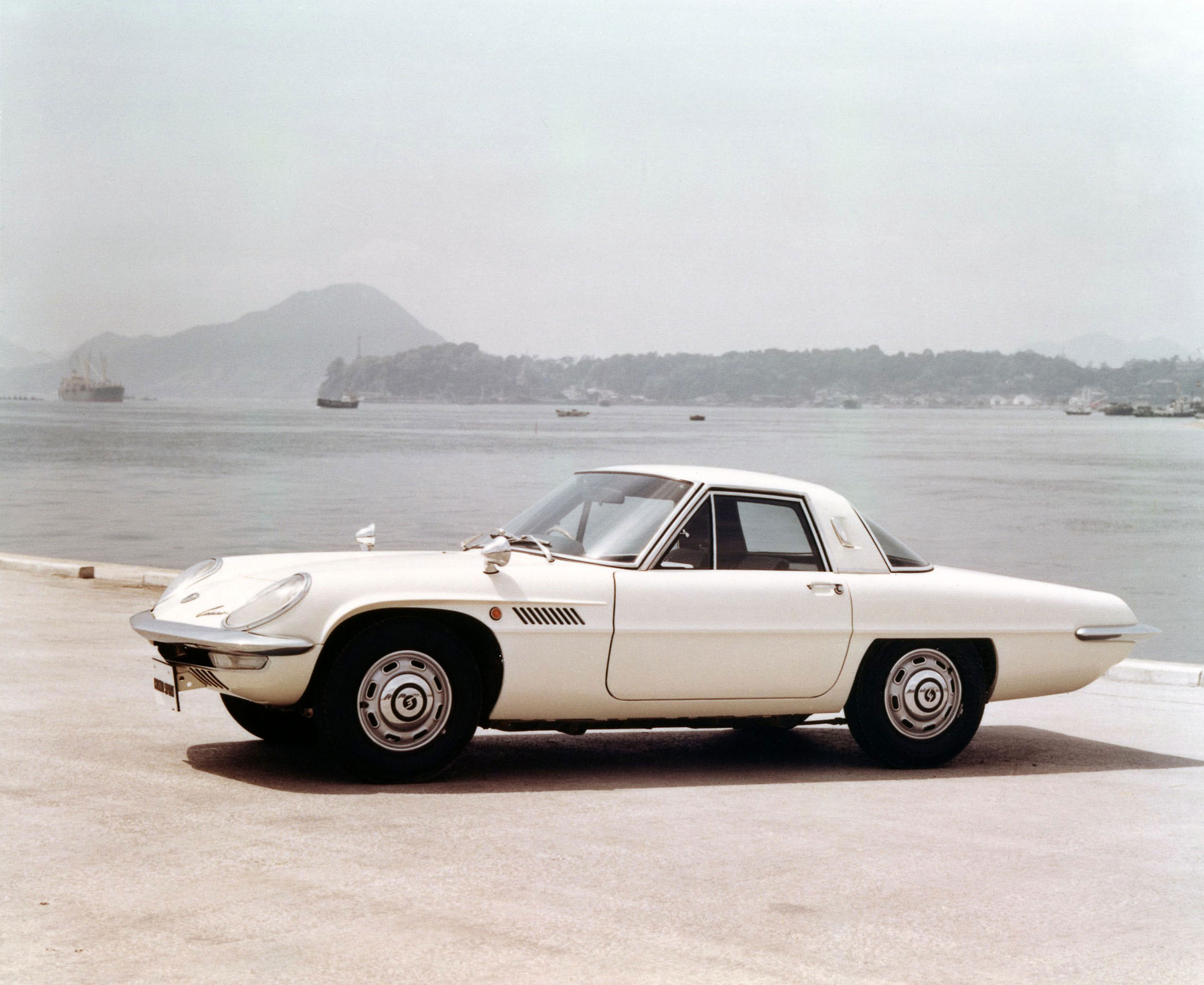 Ένας αιώνας αμφισβήτησης του κατεστημένου, Mazda 1920-2020