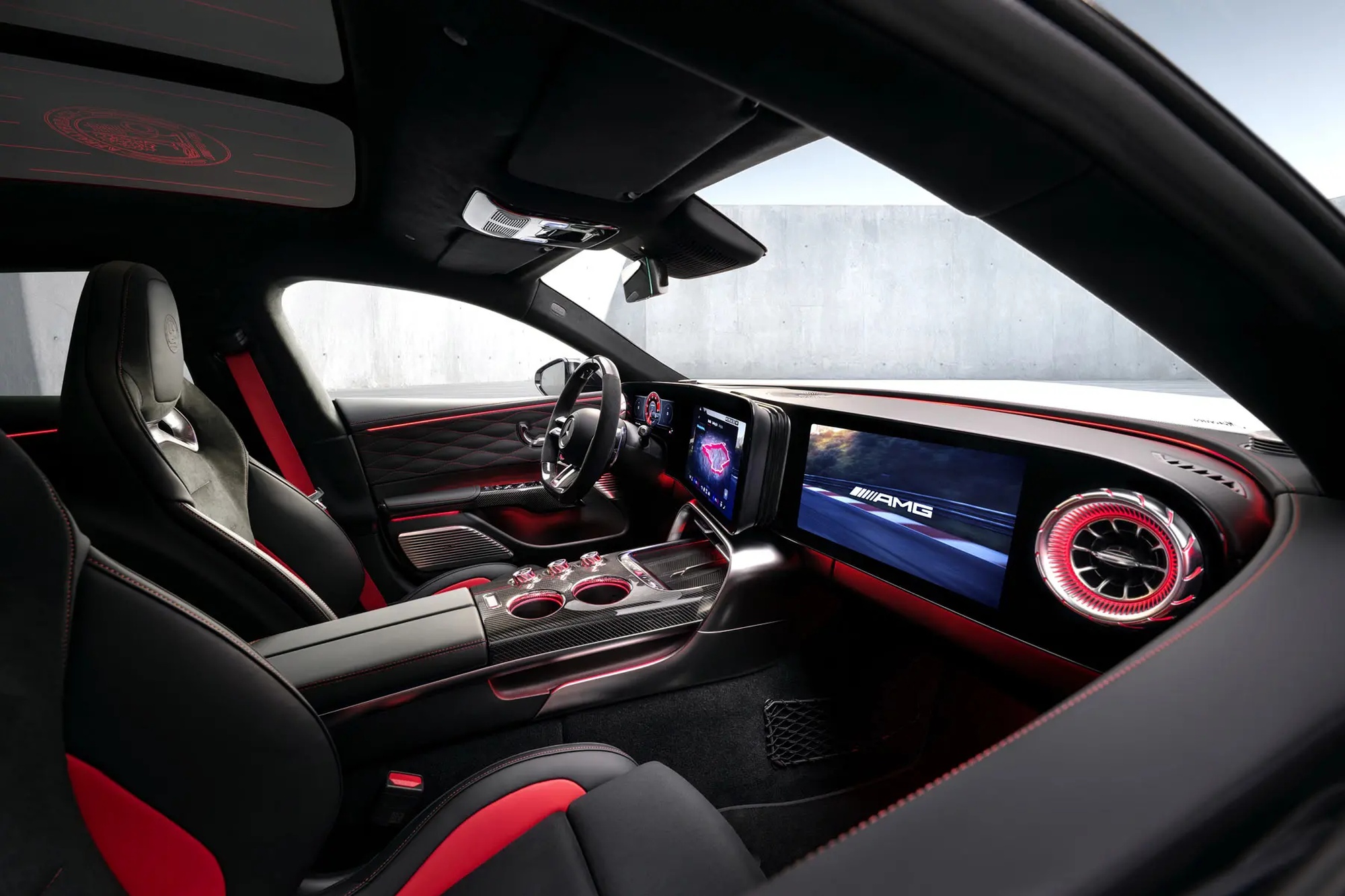 Mercedes-AMG: Αποκαλύφθηκε το εσωτερικό της νέας ηλεκτρικής supersedan 