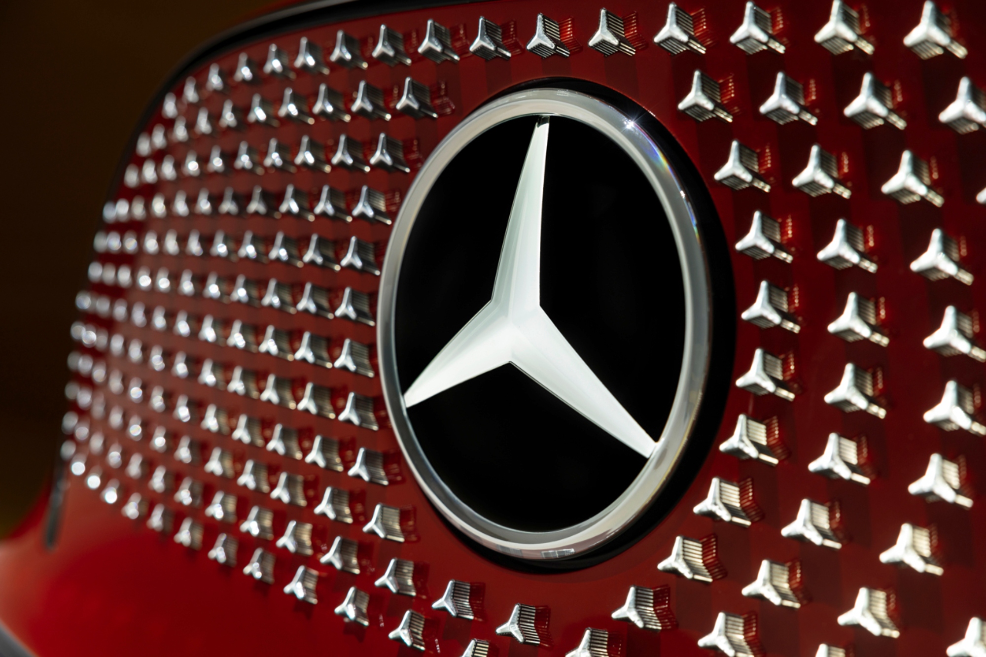 Mercedes-Benz: Η πολυτιμότερη μάρκα πολυτελών αυτοκινήτων στον κόσμο 