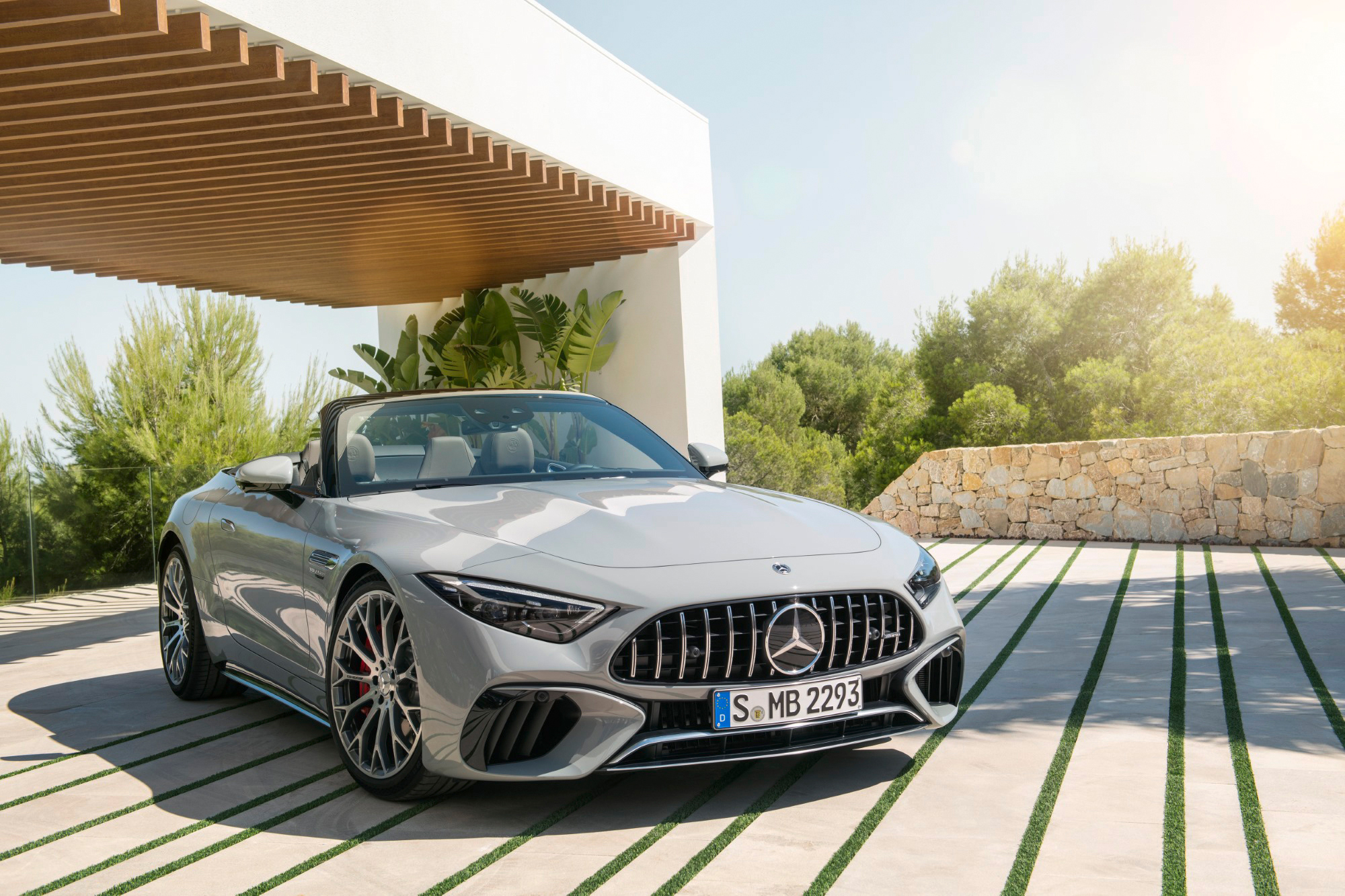 Επίσημο: Νέα Mercedes-AMG SL