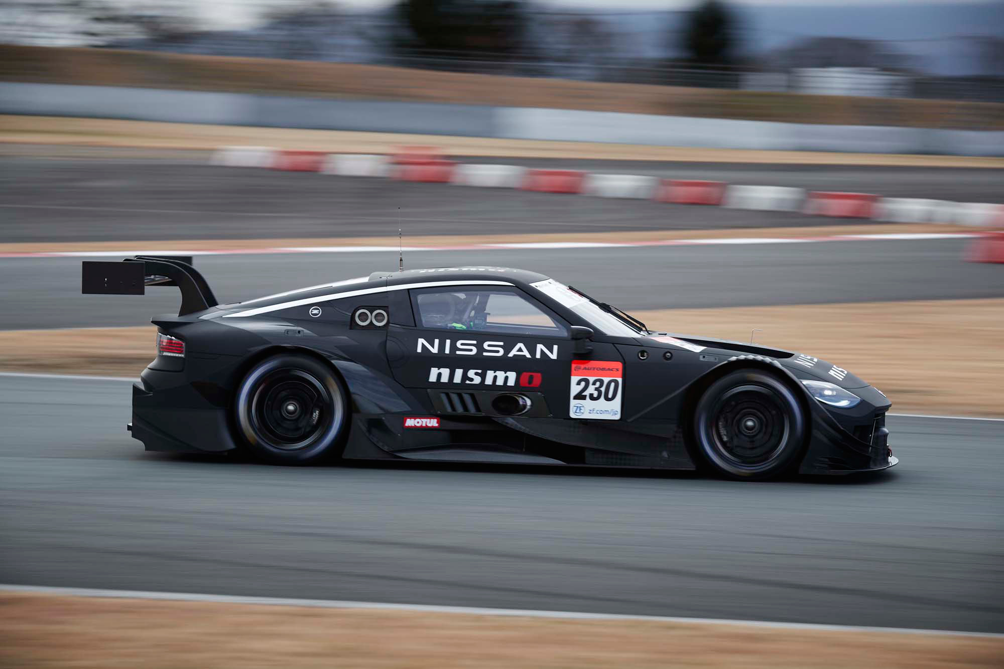 Nissan και NISMO αποκαλύπτουν το Nissan Z GT500 