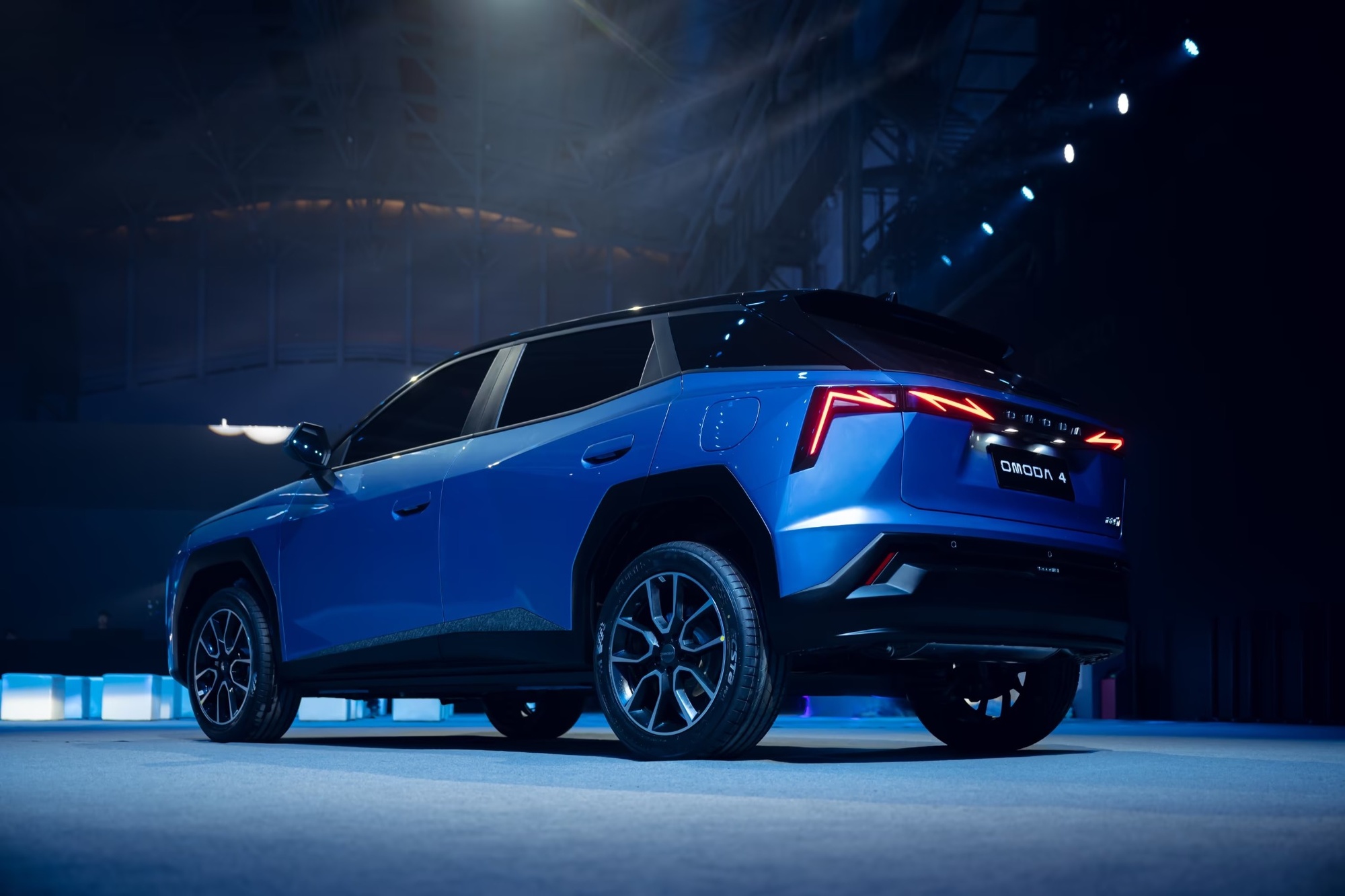 Omoda 4, νέο compact SUV με υβριδική και ηλεκτρική έκδοση 