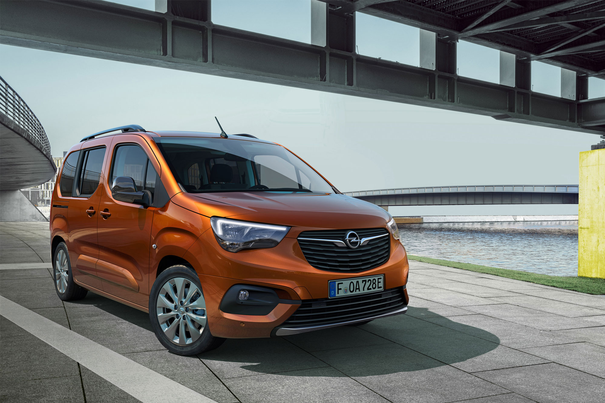 Νέο Opel Combo-e Life