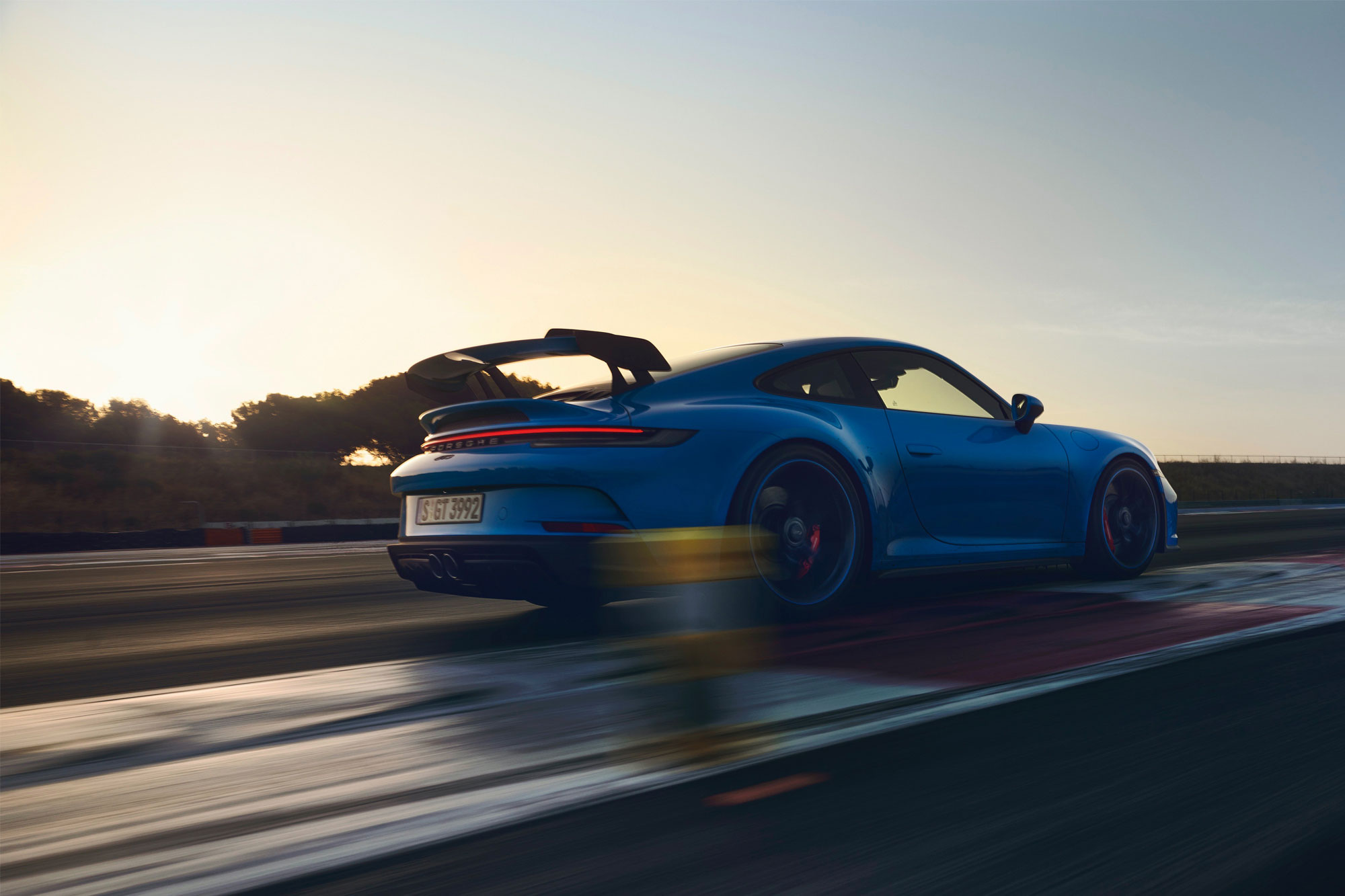 Η Porsche παρουσιάζει την νέα 911 GT3