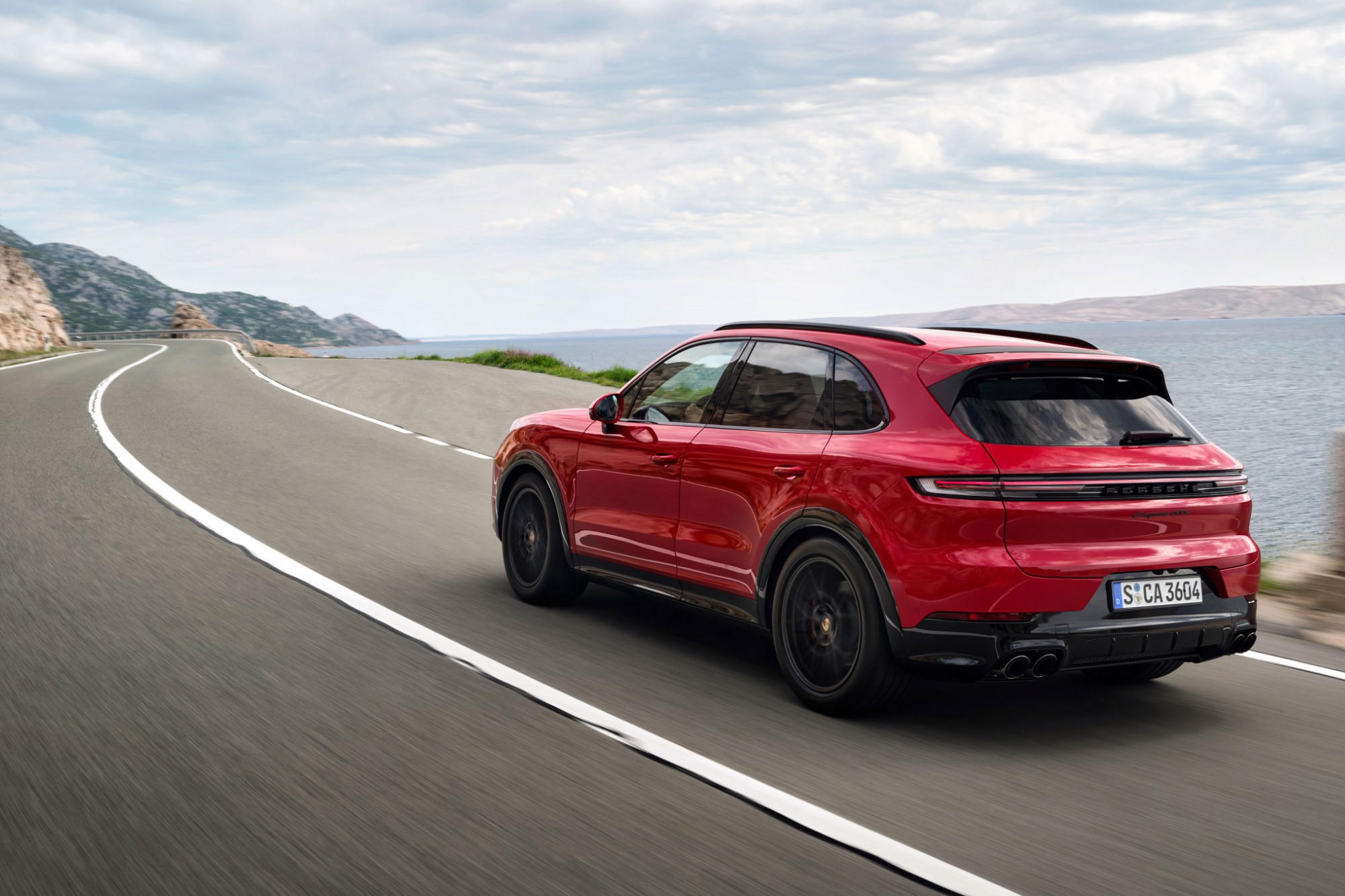 Eκδόσεις GTS με 500Ps  για τις Porsche Cayenne SUV και Coupe