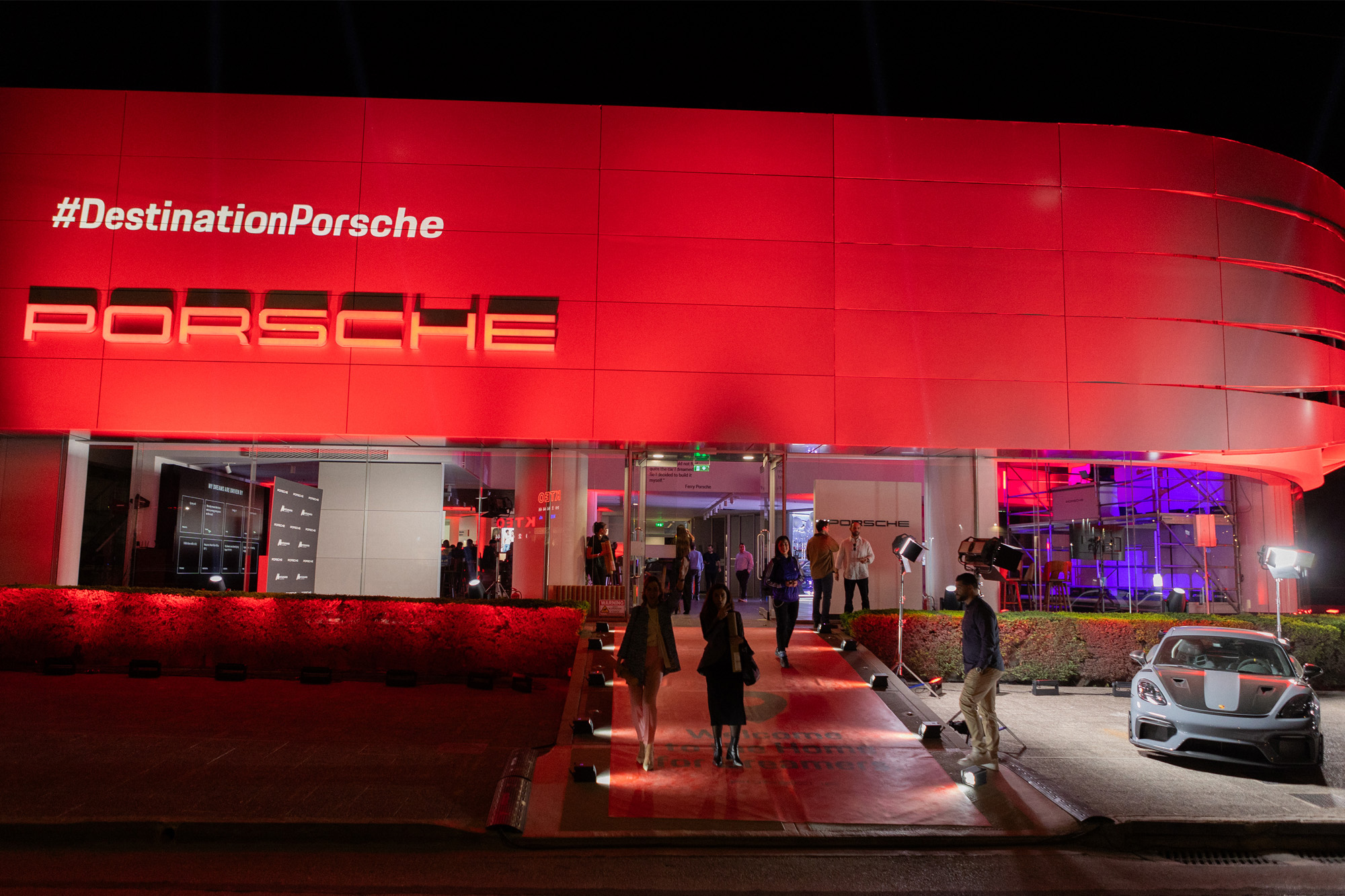Porsche Center Αthens: Destination Porsche