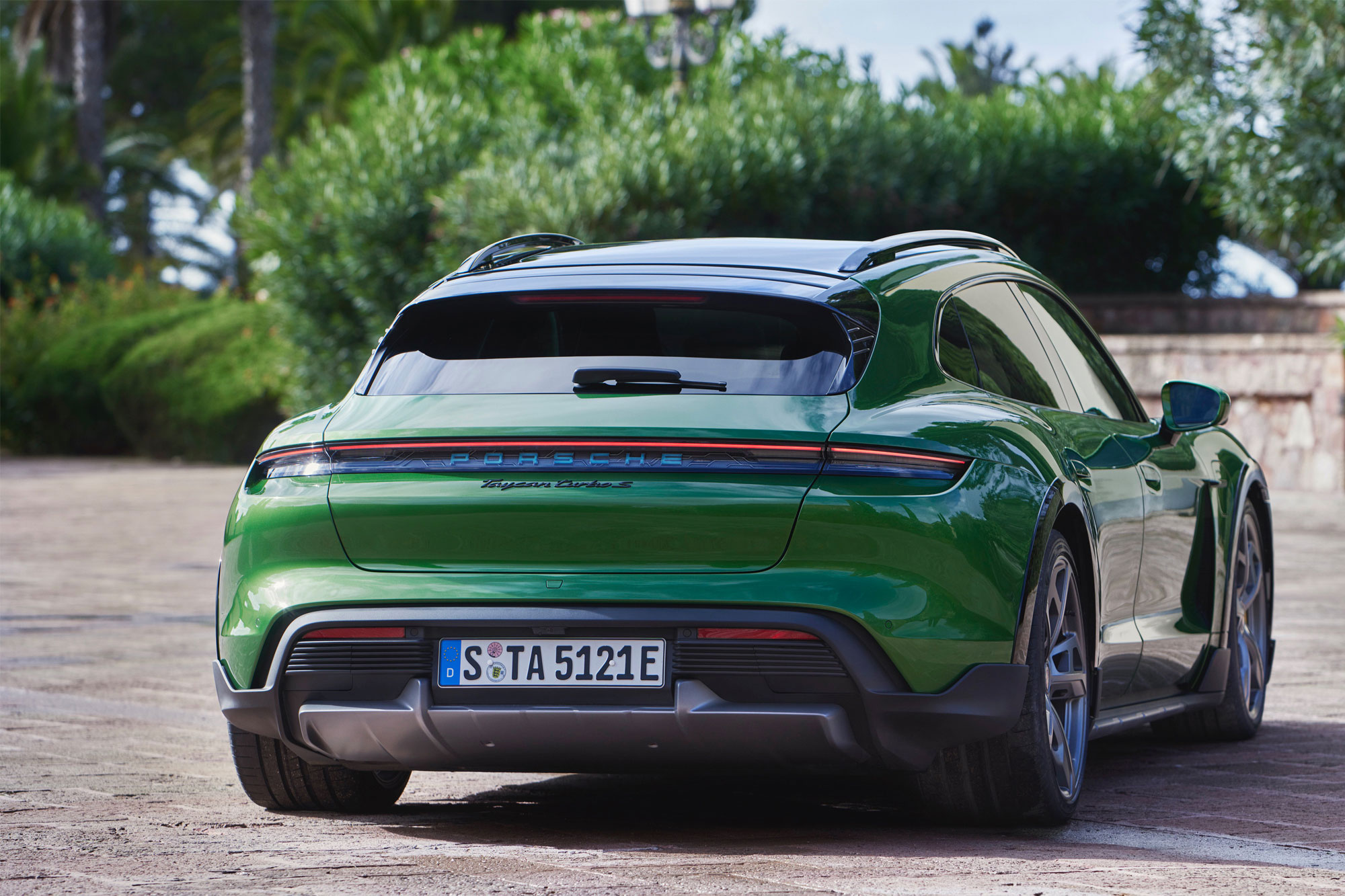 Επίσημο: Porsche Taycan Cross Turismo