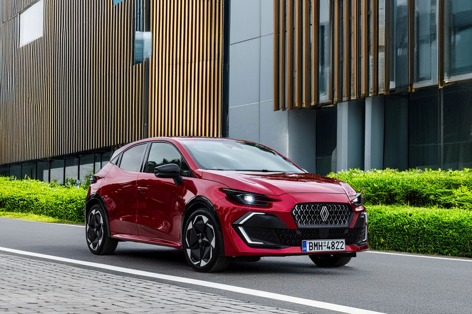 Πρώτη επαφή με το νέο Renault Clio