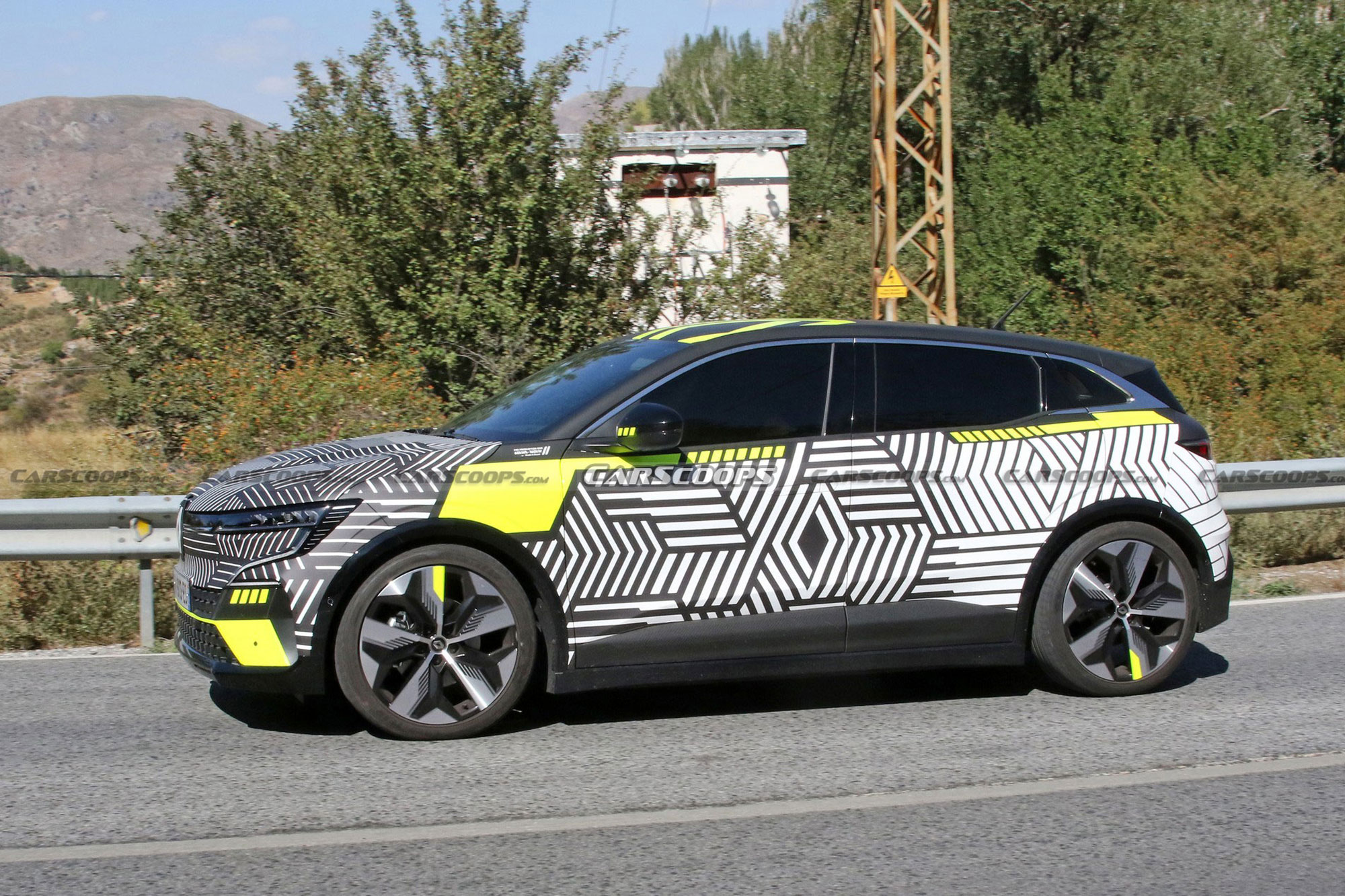 Spy-shots: Renault Megane E-Tech Electric