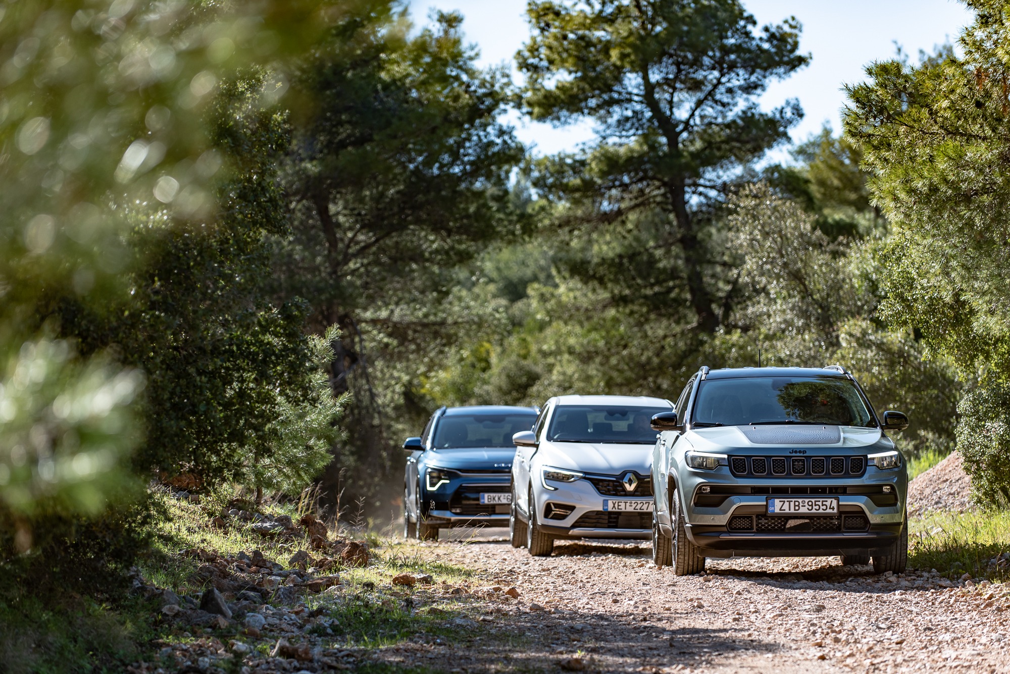 Jeep Compass e-Hybrid vs KIA Niro Hybrid vs Renault Arkana E-Tech