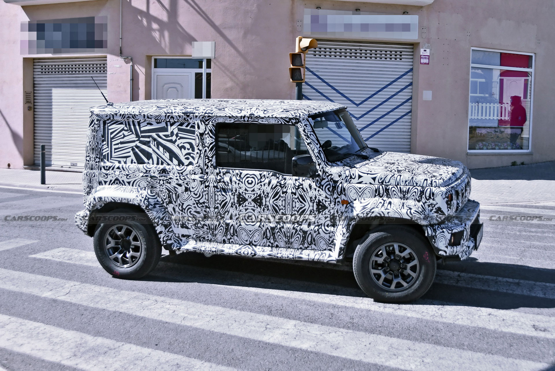 Spyshots: Suzuki Jimny LWB