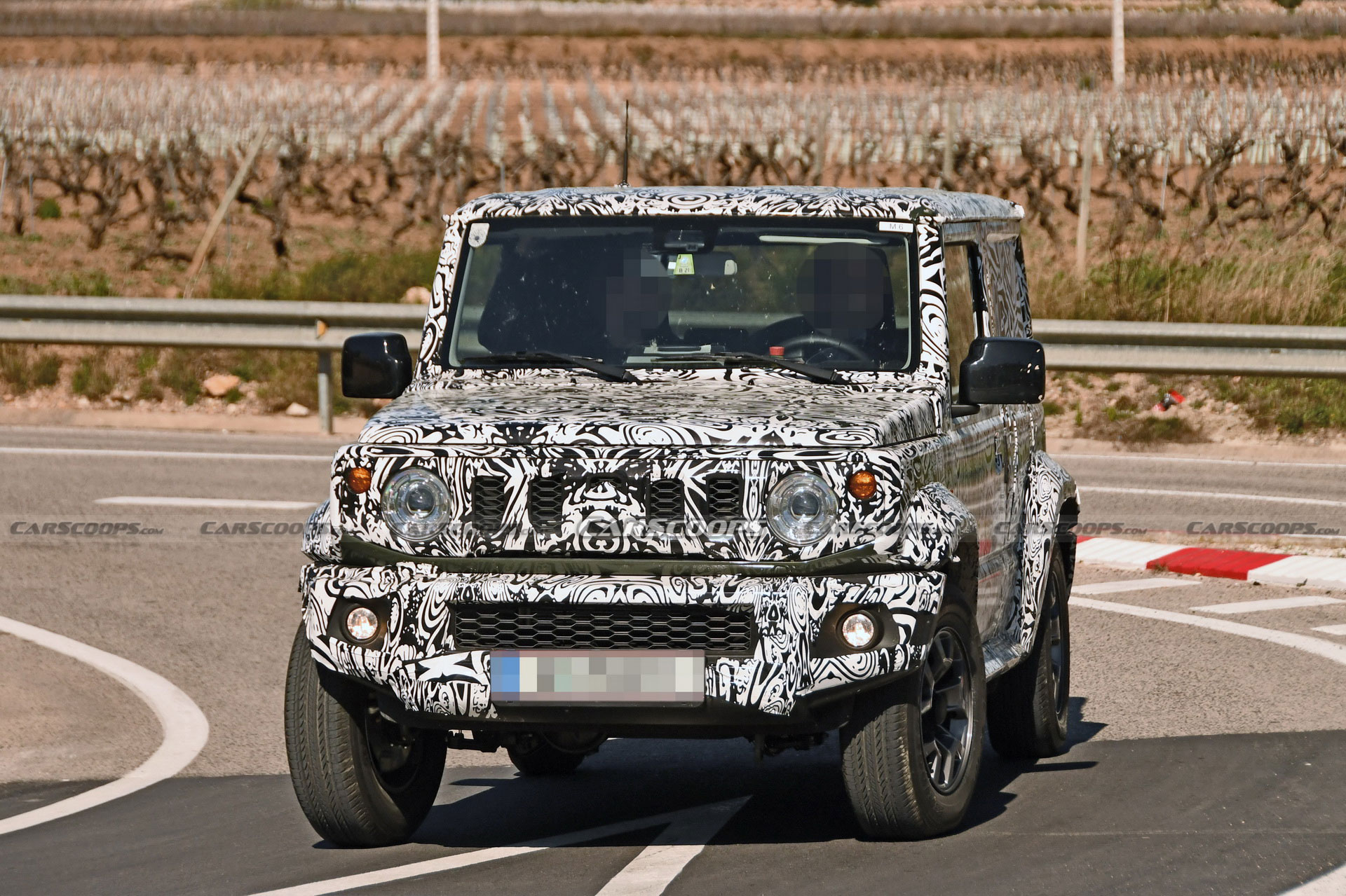 Spyshots: Suzuki Jimny LWB