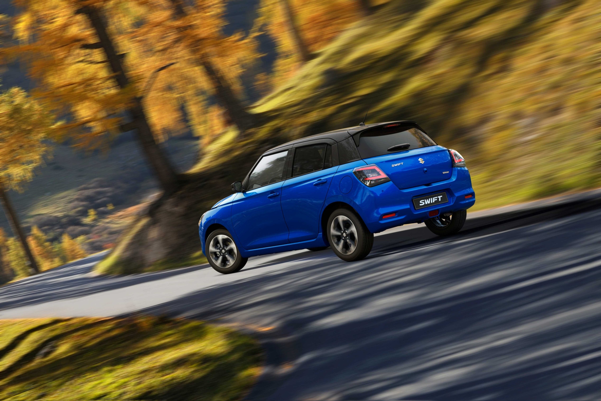 Έρχεται τον Απρίλιο με τιμές από 18.450 ευρώ το νέο Suzuki Swift