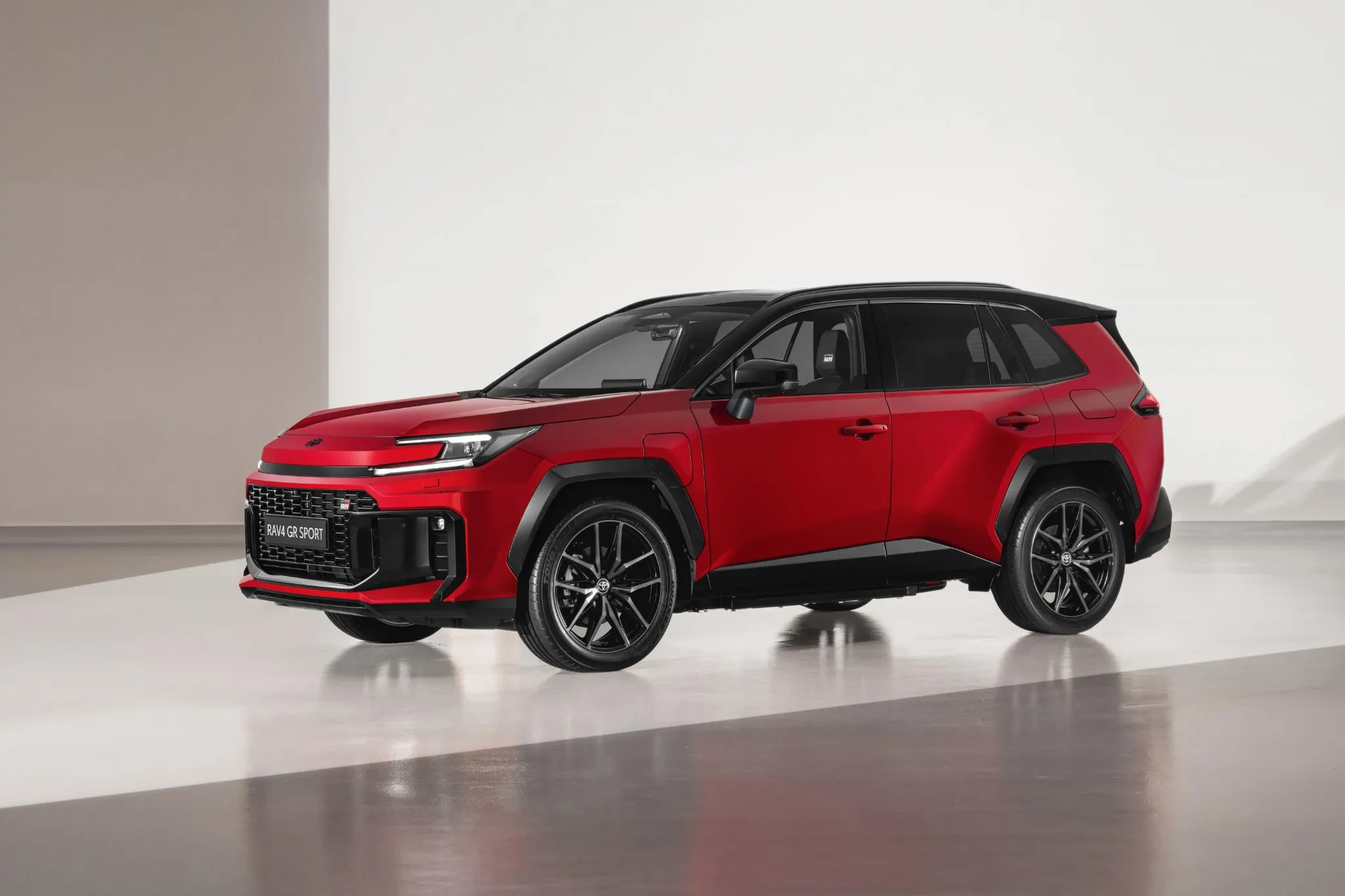 Έφτασε στην Ελλάδα η νέα γενιά Toyota RAV4 – Ανακοινώθηκαν επίσημες τιμές και εκδόσεις 