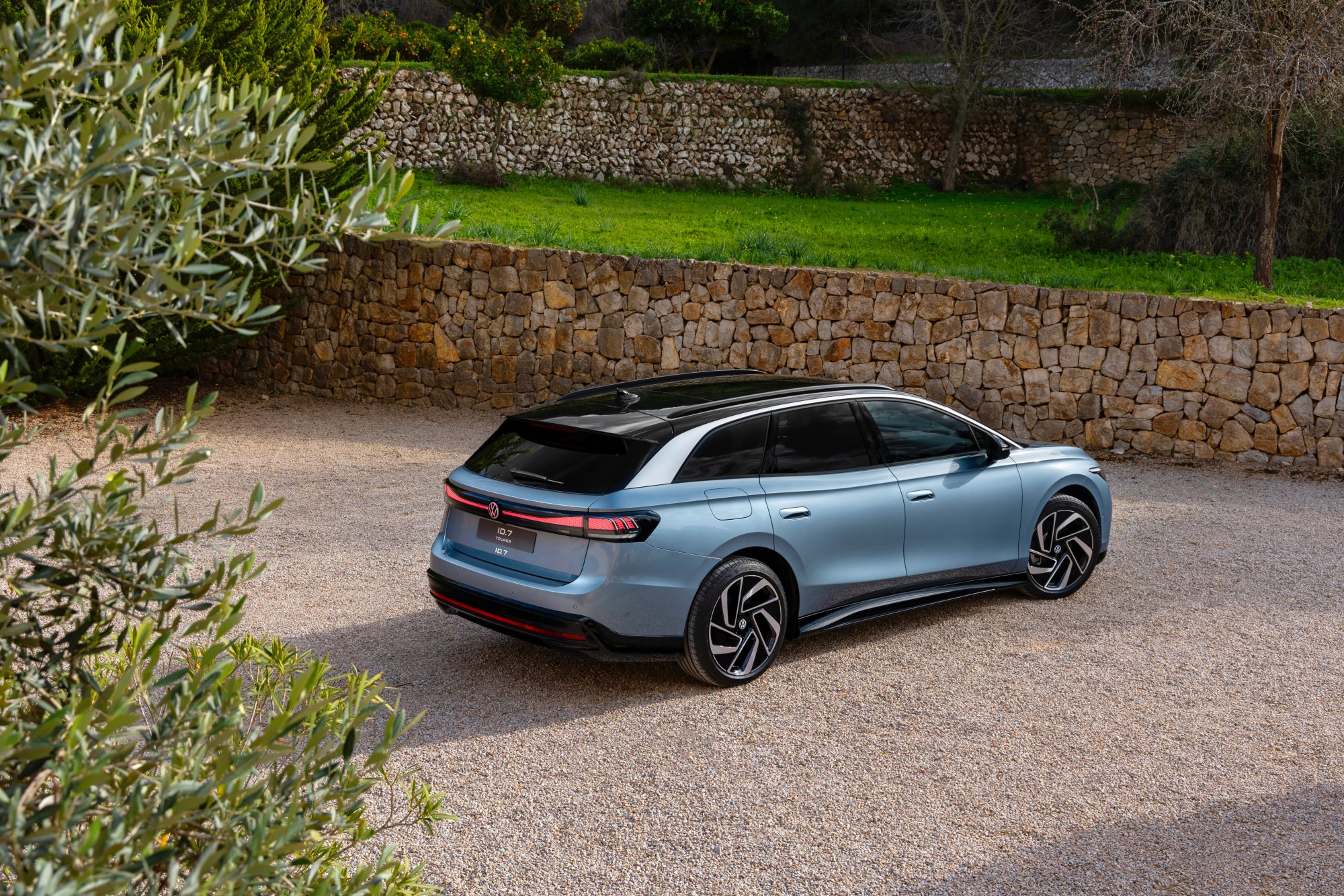 Το Volkswagen ID.7 και σε Tourer έκδοση 