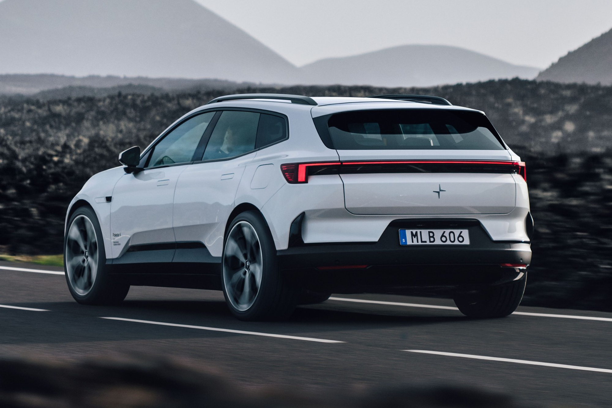 Το Polestar 4 αποκτά SUV έκδοση με 630km αυτονομίας