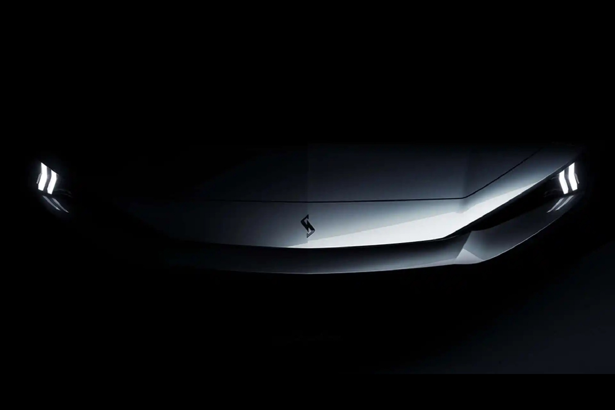 Nissan Skyline: Οι πρώτες εικόνες δείχνουν επιστροφή στις ρίζες με σύγχρονη προσέγγιση 