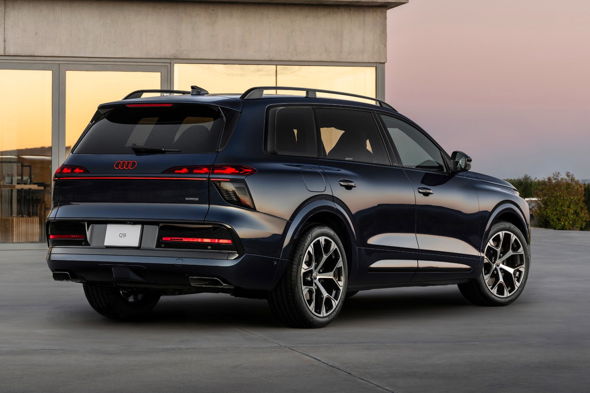 Στην Ελλάδα το Audi Q9 με τιμή 142.980€